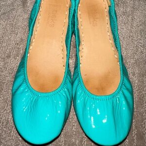 🩵 Tiek Blue Patent, Size 9 🩵